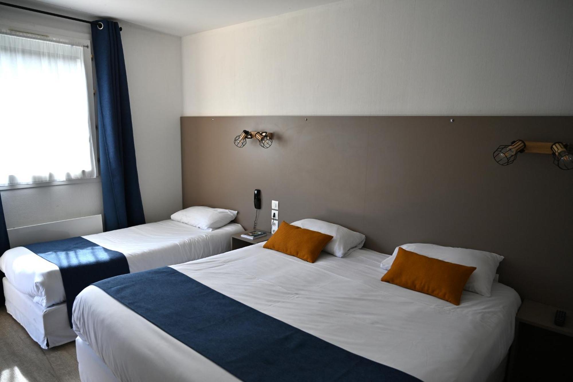 Cit'Hotel Les Eleis Saint-Martin-de-Fraigneau Buitenkant foto